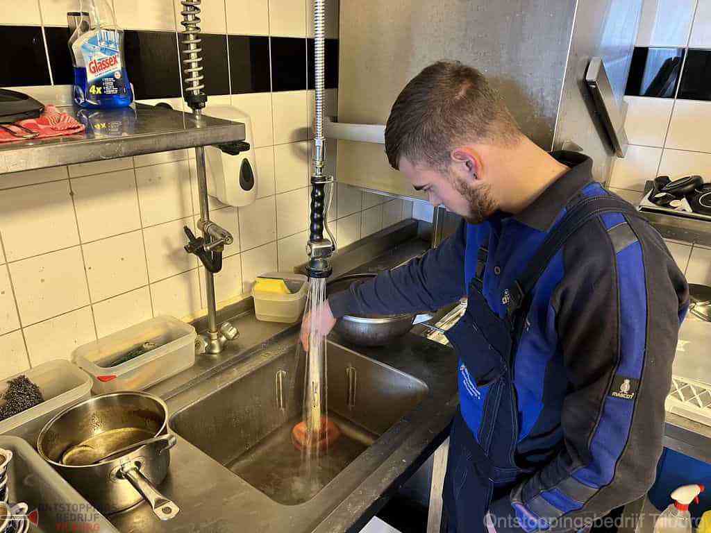 Gootsteen Ontstoppen Tilburg Gootsteen Ontstoppen Tilburg